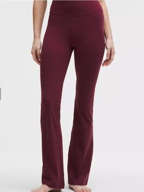 Lululemon Groove Nulu Flared Pant, Size 10